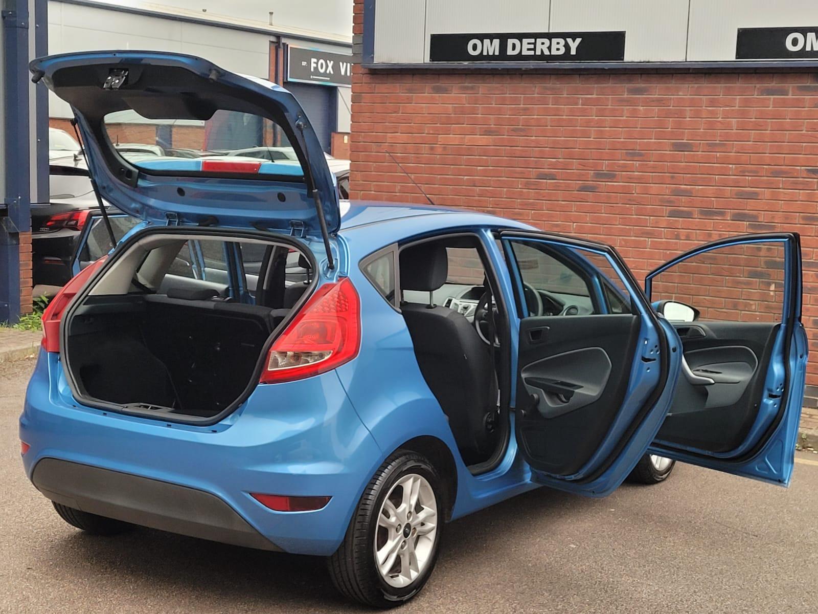 Ford Fiesta 1.4 Style + Hatchback 5dr Petrol Automatic (154 g/km, 94 bhp)
