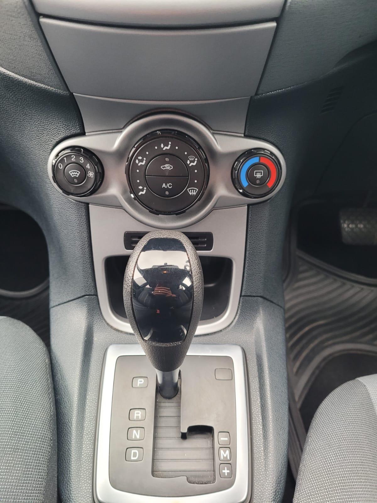 Ford Fiesta 1.4 Style + Hatchback 5dr Petrol Automatic (154 g/km, 94 bhp)