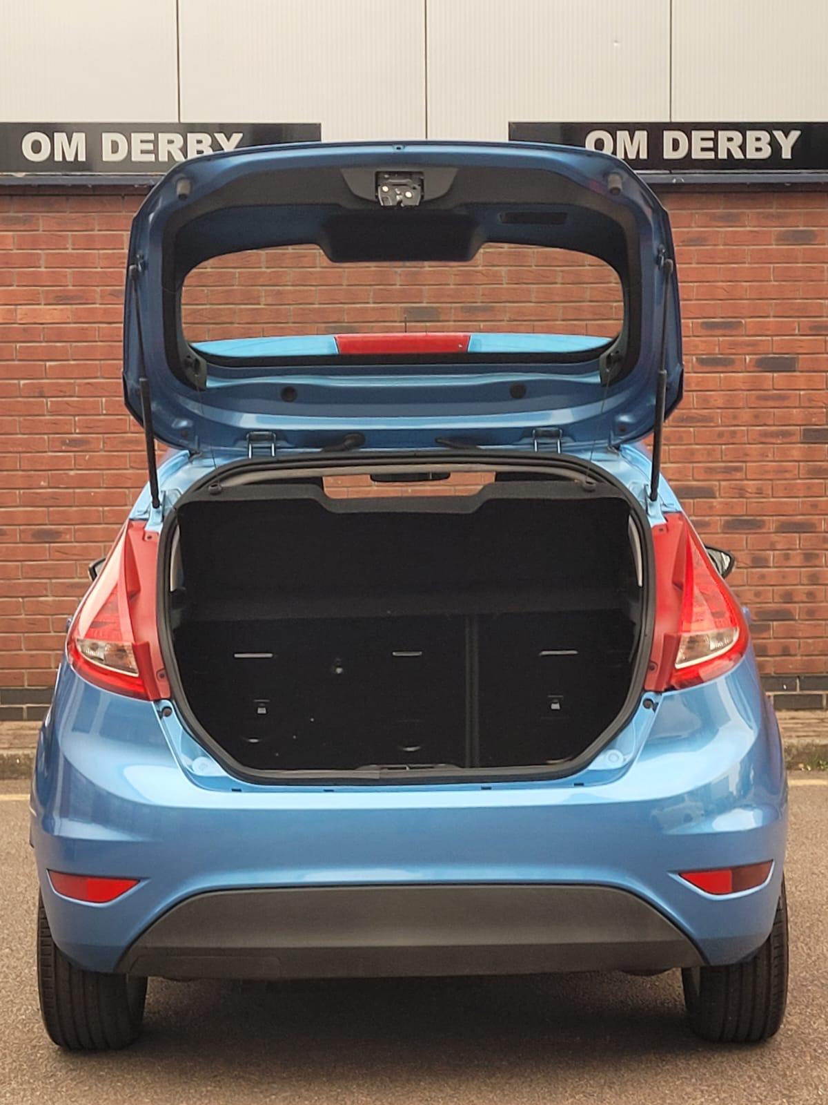 Ford Fiesta 1.4 Style + Hatchback 5dr Petrol Automatic (154 g/km, 94 bhp)