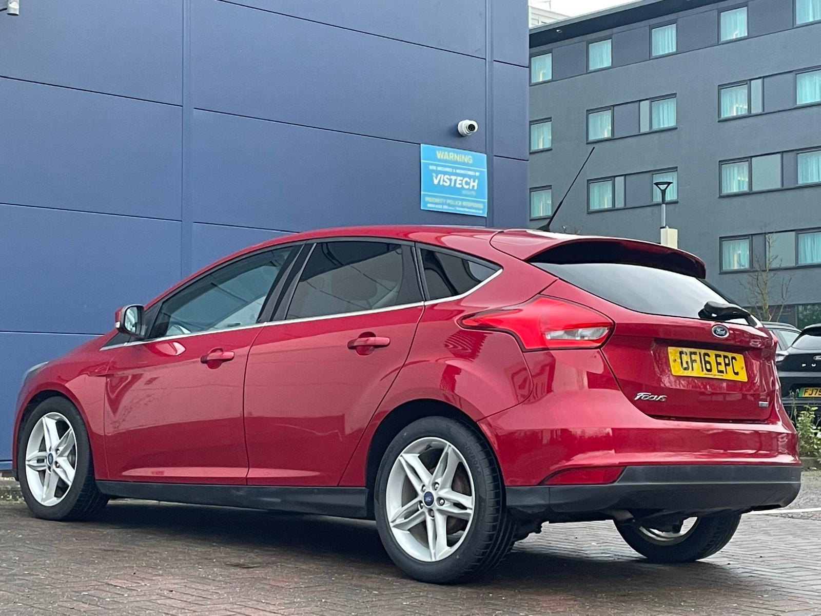 Ford Focus 1.0T EcoBoost Zetec Hatchback 5dr Petrol Manual Euro 6 (s/s) (100 ps)