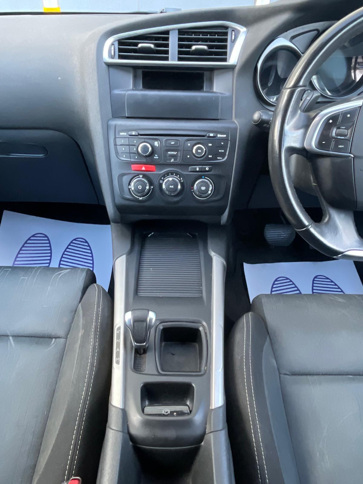 Citroen C4 1.6 e-HDi Airdream VTR+ Hatchback 5dr Diesel EGS6 Euro 5 (s/s) (115 ps)