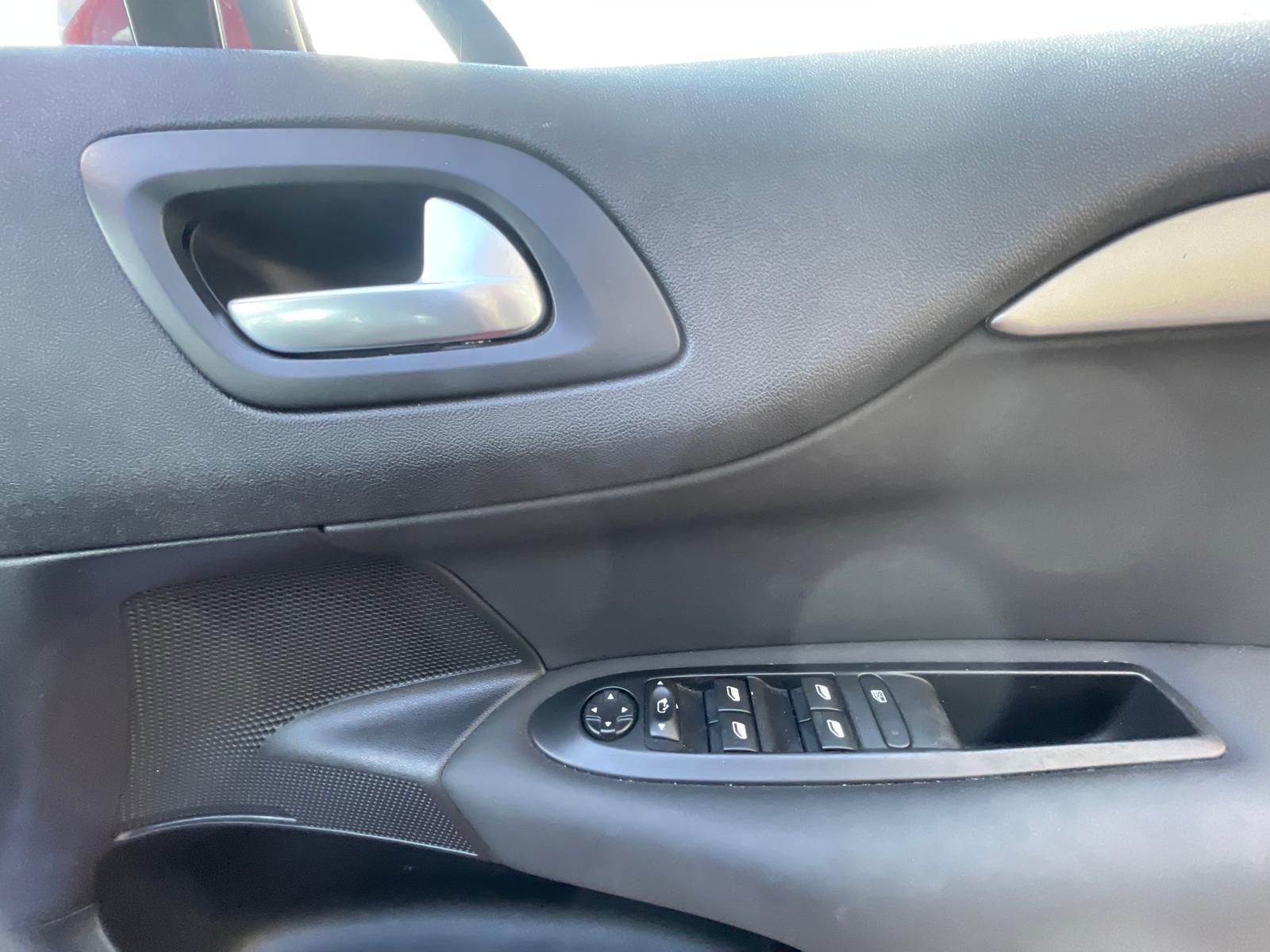 Citroen C4 1.6 e-HDi Airdream VTR+ Hatchback 5dr Diesel EGS6 Euro 5 (s/s) (115 ps)