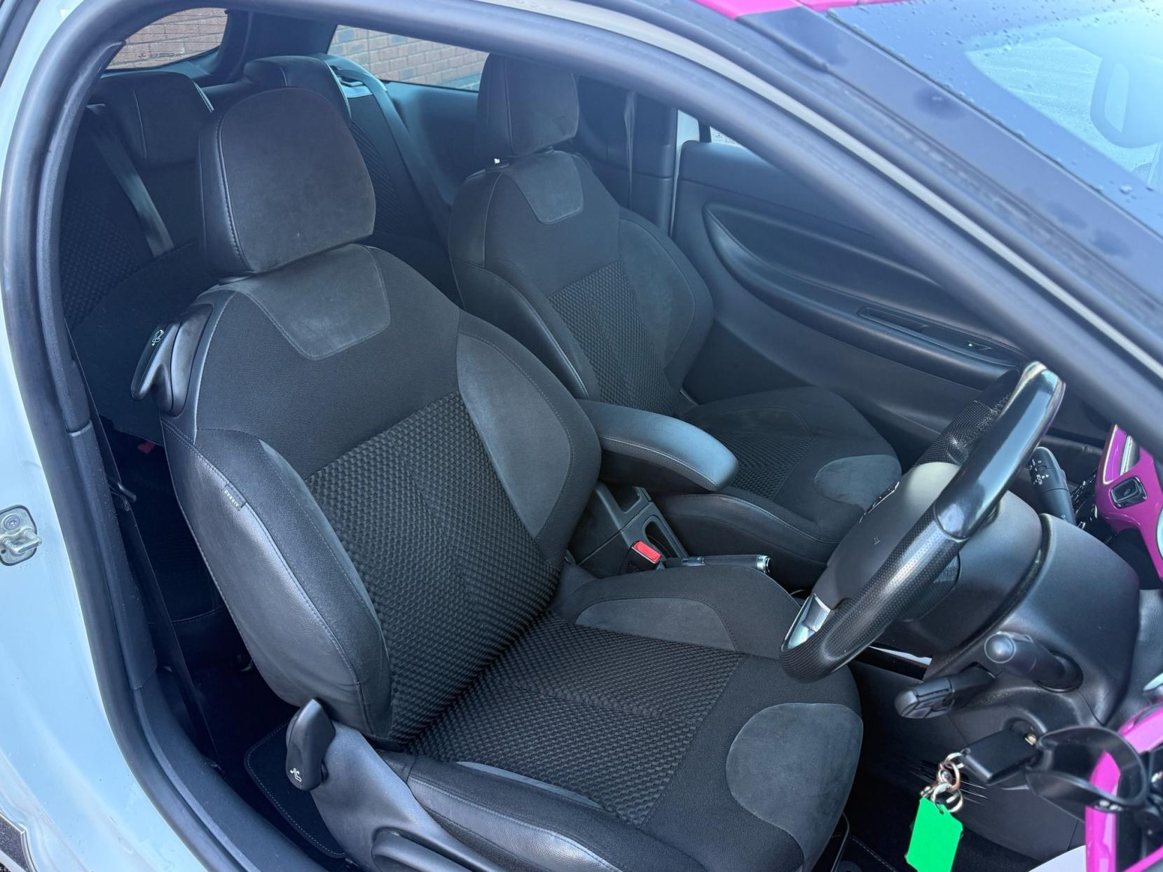 Citroen DS3 1.6 THP DSport Pink Hatchback 3dr Petrol Manual Euro 5 (155 ps)