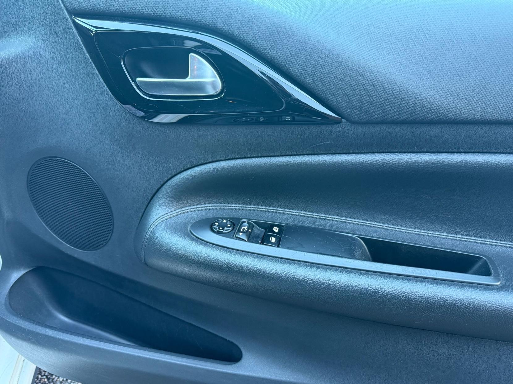 Citroen DS3 1.6 THP DSport Pink Hatchback 3dr Petrol Manual Euro 5 (155 ps)