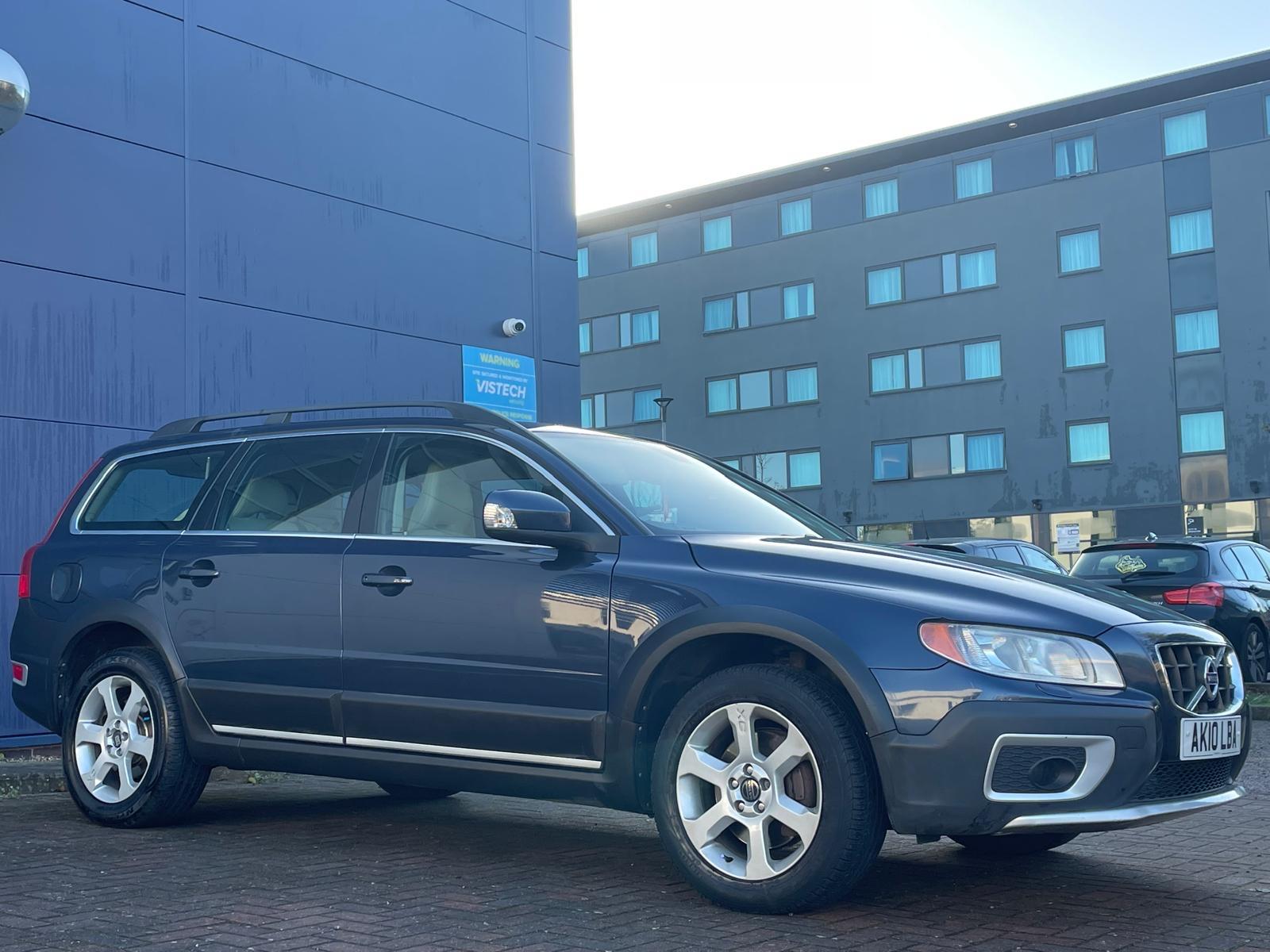 Volvo XC70 2.4 D5 SE Estate 5dr Diesel Geartronic AWD Euro 5 (205 ps)