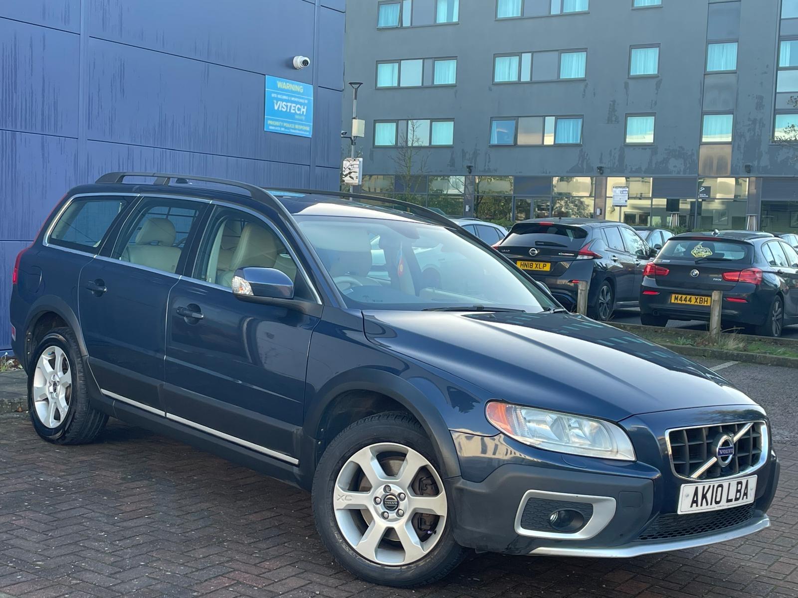 Volvo XC70 2.4 D5 SE Estate 5dr Diesel Geartronic AWD Euro 5 (205 ps)