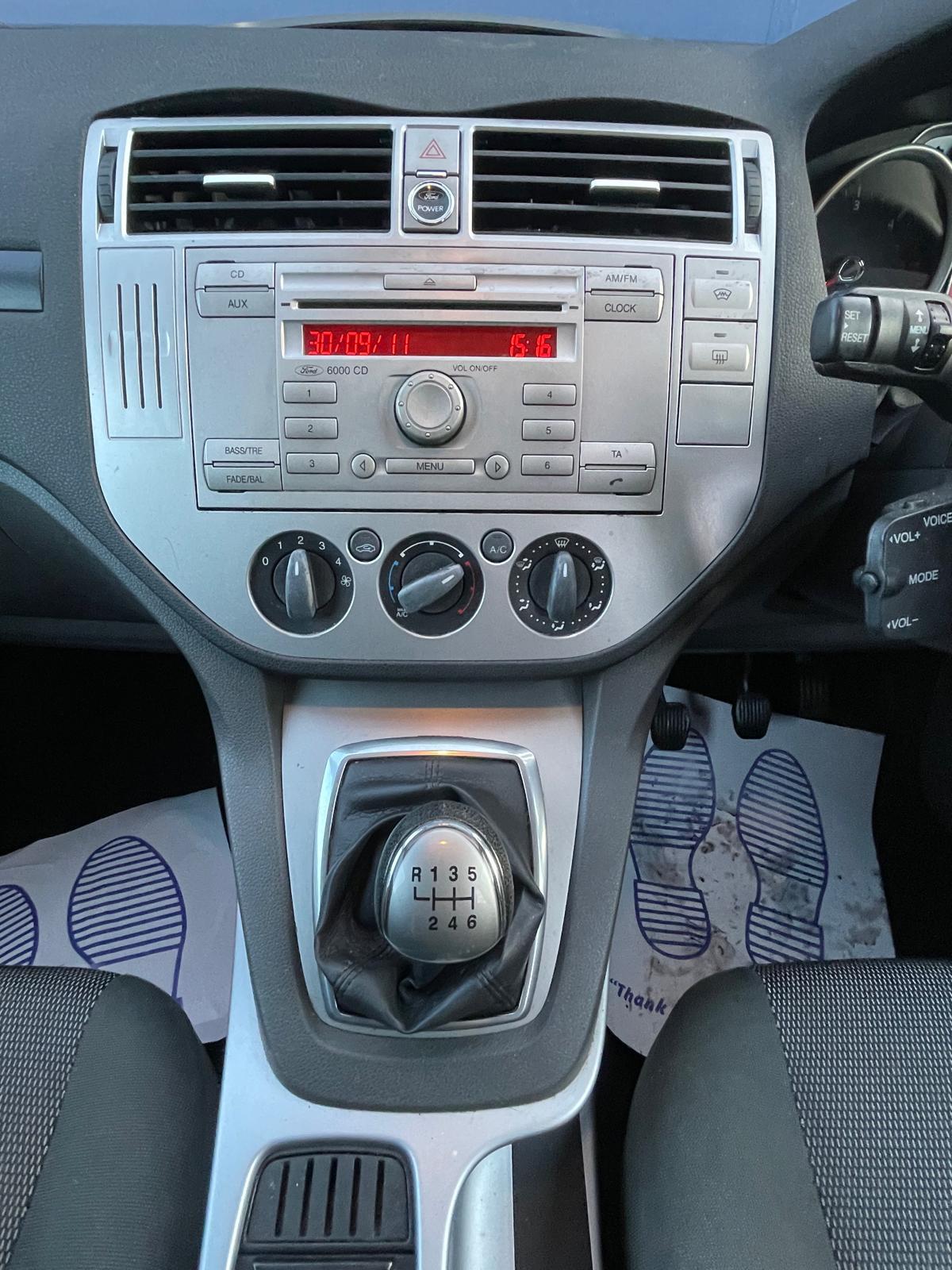 Ford Kuga 2.0 TDCi Zetec SUV 5dr Diesel Manual 2WD Euro 5 (140 ps)