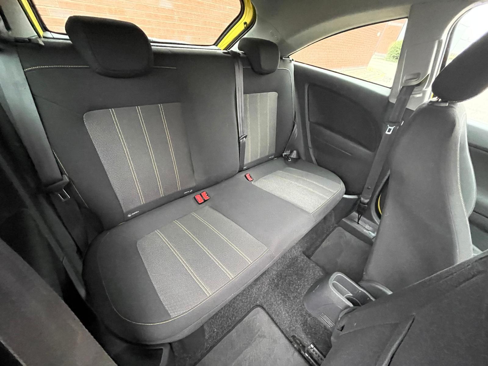 Vauxhall Corsa 1.2 16V Limited Edition Hatchback 3dr Petrol Manual Euro 5 (85 ps)