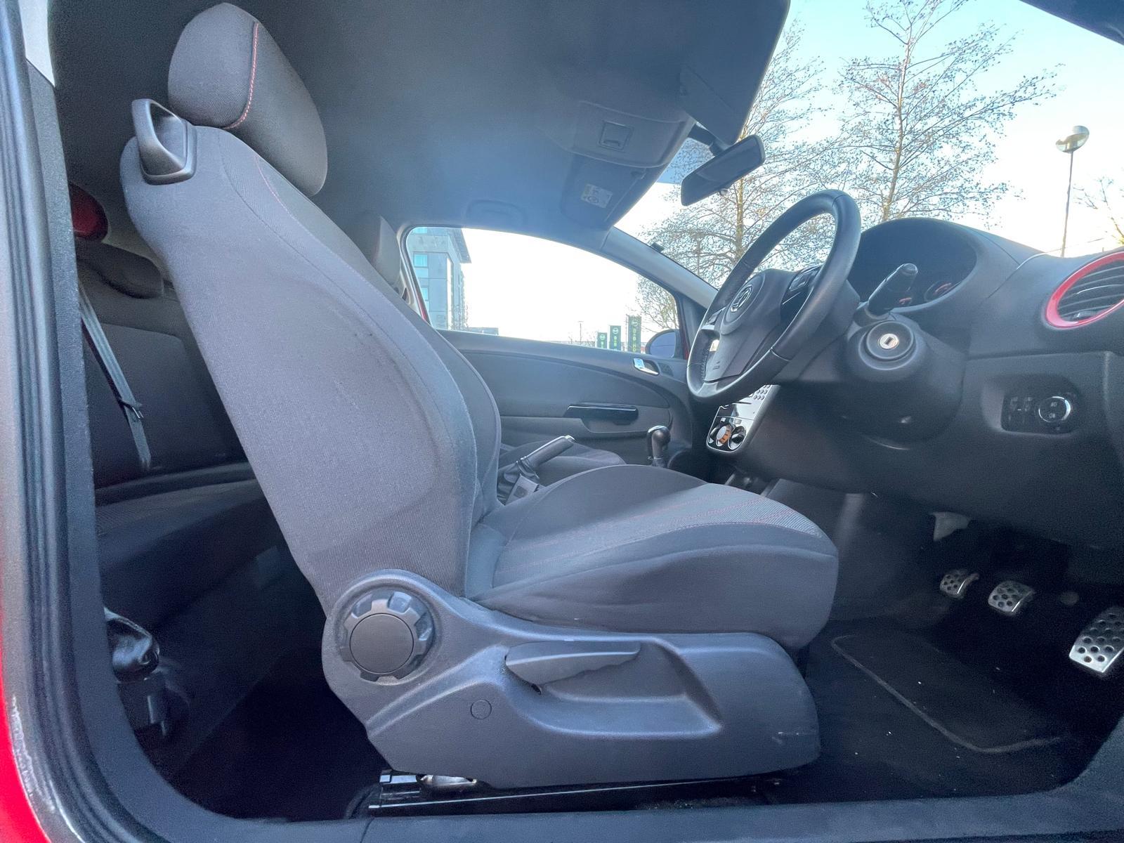 Vauxhall Corsa 1.2 16V Limited Edition Hatchback 3dr Petrol Manual Euro 5 (85 ps)