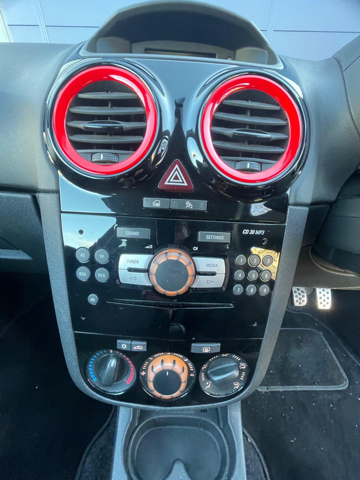 Vauxhall Corsa 1.2 16V Limited Edition Hatchback 3dr Petrol Manual Euro 5 (85 ps)