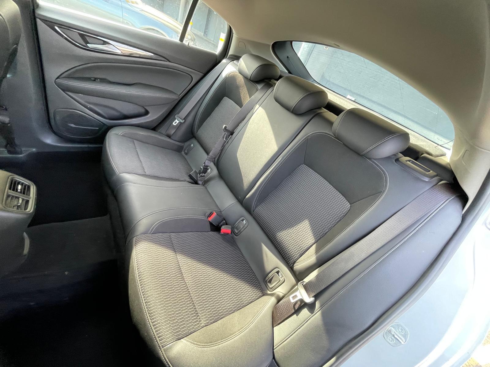 Vauxhall Insignia 1.6 Turbo D ecoTEC Tech Line Nav Grand Sport 5dr Diesel Manual Euro 6 (s/s) (110 ps)