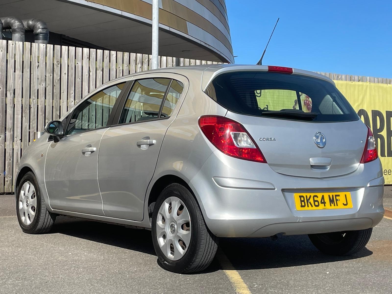 Vauxhall Corsa 1.2 16V Design Hatchback 5dr Petrol Easytronic Euro 5 (A/C) (85 ps)