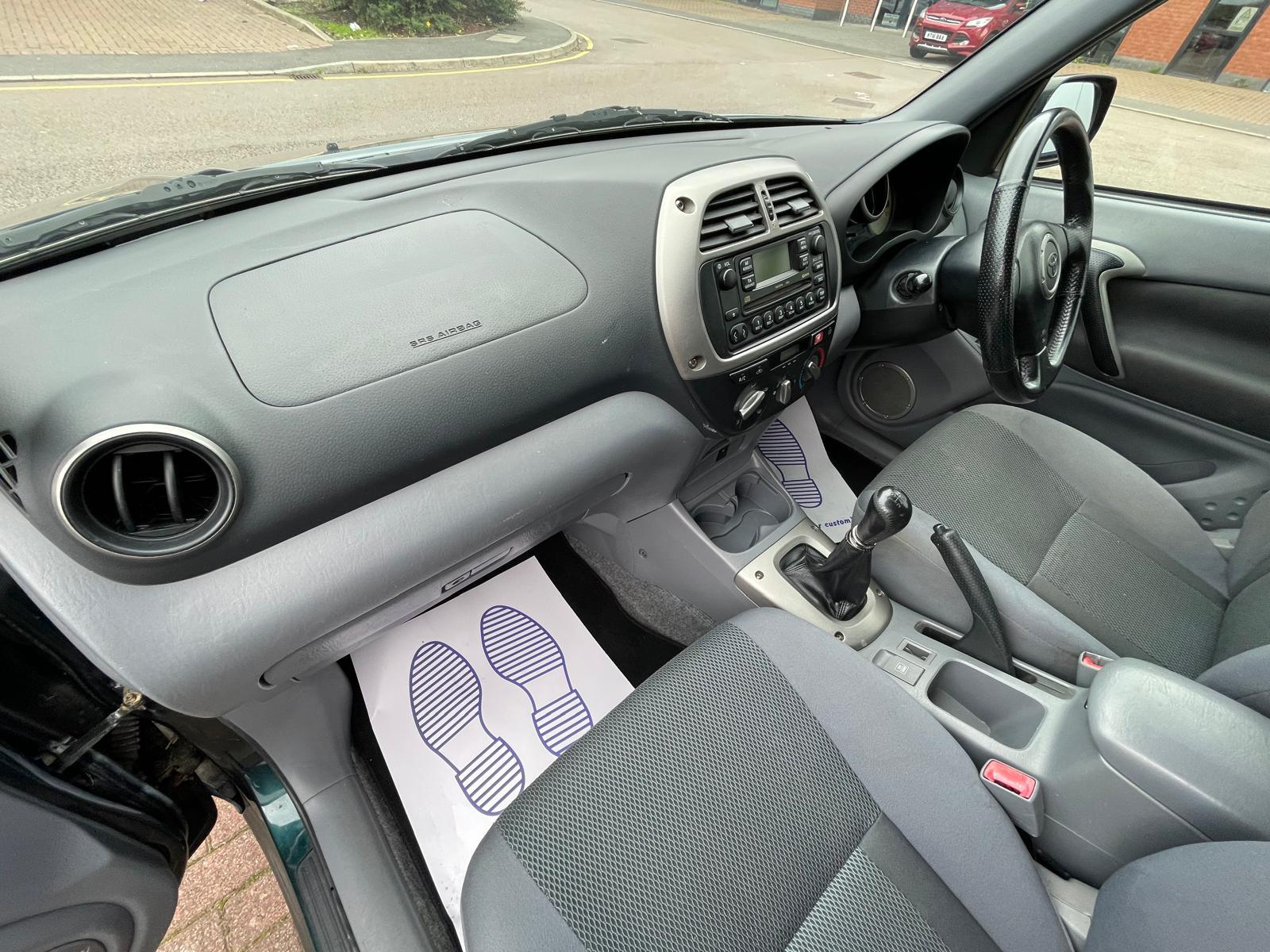 Toyota RAV4 2.0 VVT-i NRG SUV 3dr Petrol Manual 4WD (211 g/km, 147 bhp)