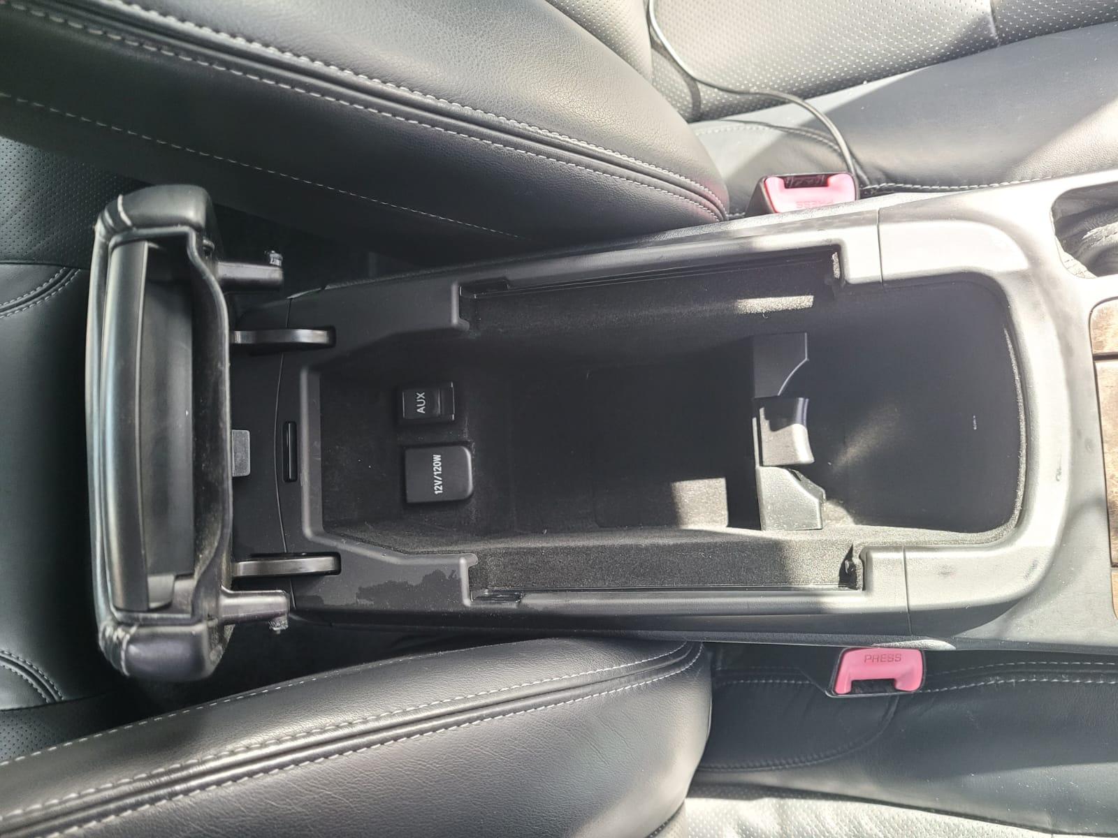 Lexus IS 2.2 220TD SE-L Saloon 4dr Diesel Manual (148 g/km, 175 bhp)