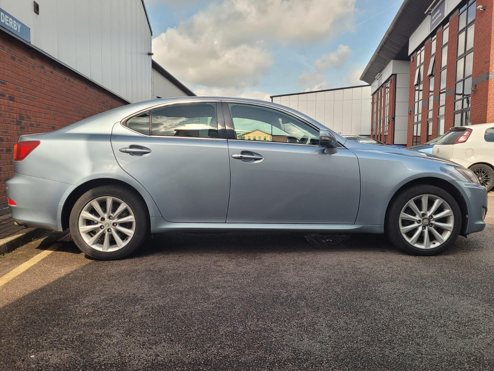 Lexus IS 2.2 220TD SE-L Saloon 4dr Diesel Manual (148 g/km, 175 bhp)