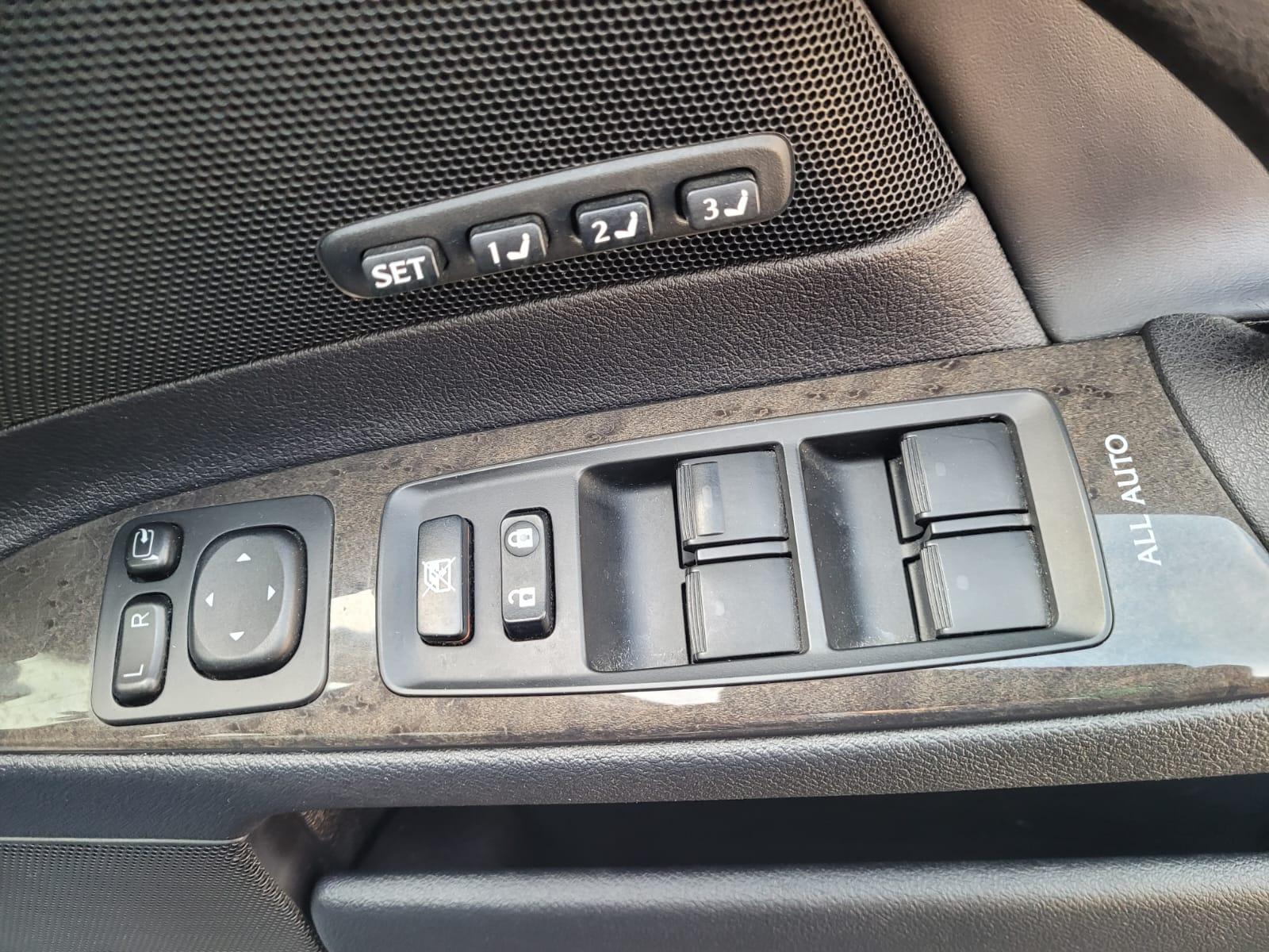 Lexus IS 2.2 220TD SE-L Saloon 4dr Diesel Manual (148 g/km, 175 bhp)