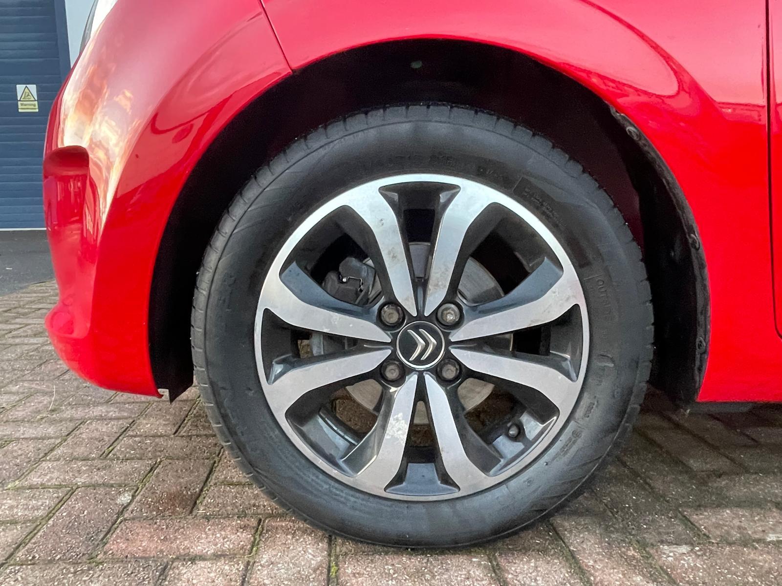 Citroen C1 1.2 PureTech Feel Hatchback 5dr Petrol Manual Euro 6 (82 ps)