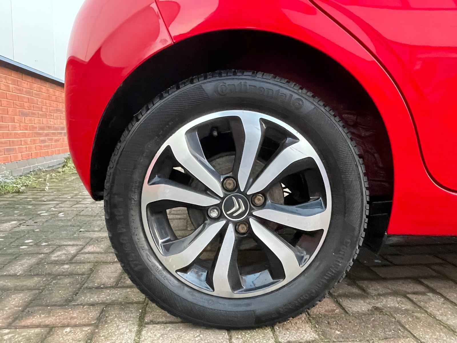 Citroen C1 1.2 PureTech Feel Hatchback 5dr Petrol Manual Euro 6 (82 ps)