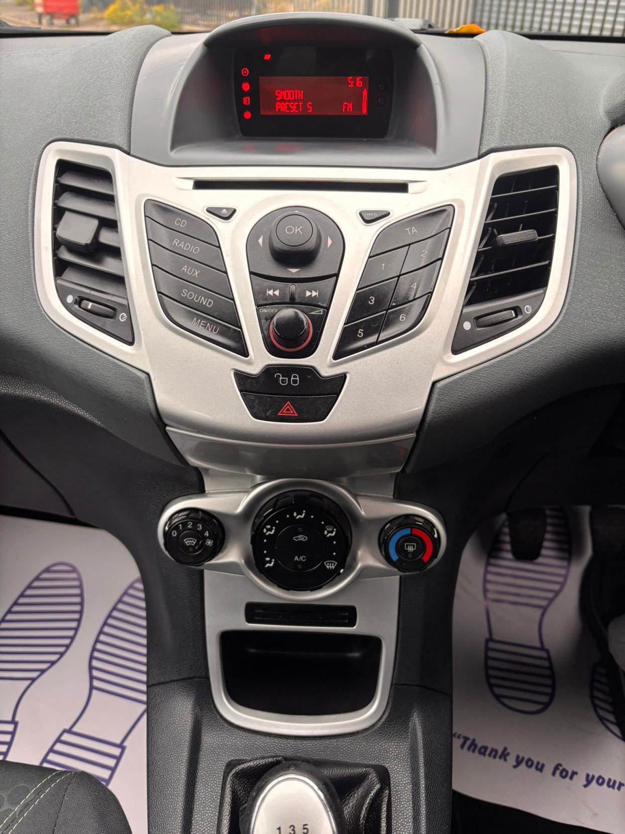 Ford Fiesta 1.4 TDCi Zetec Hatchback 5dr Diesel Manual (110 g/km, 67 bhp)