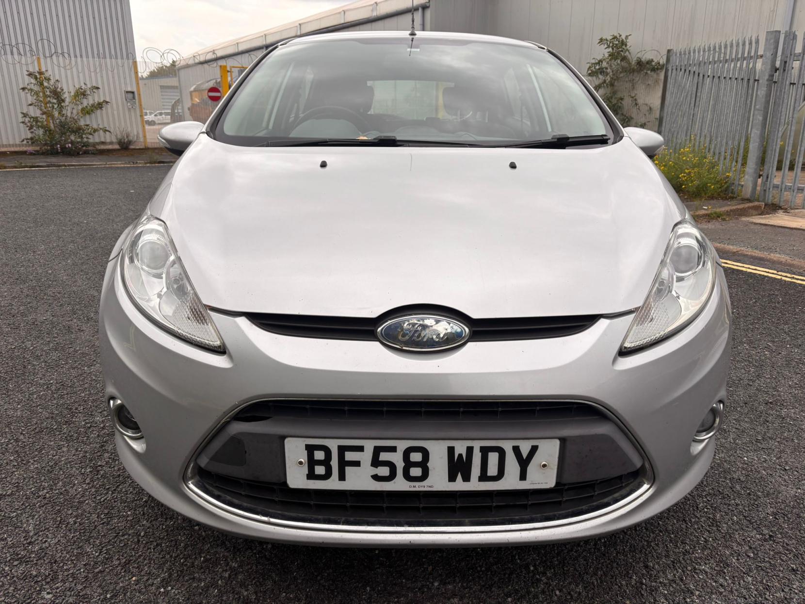 Ford Fiesta 1.4 TDCi Zetec Hatchback 5dr Diesel Manual (110 g/km, 67 bhp)