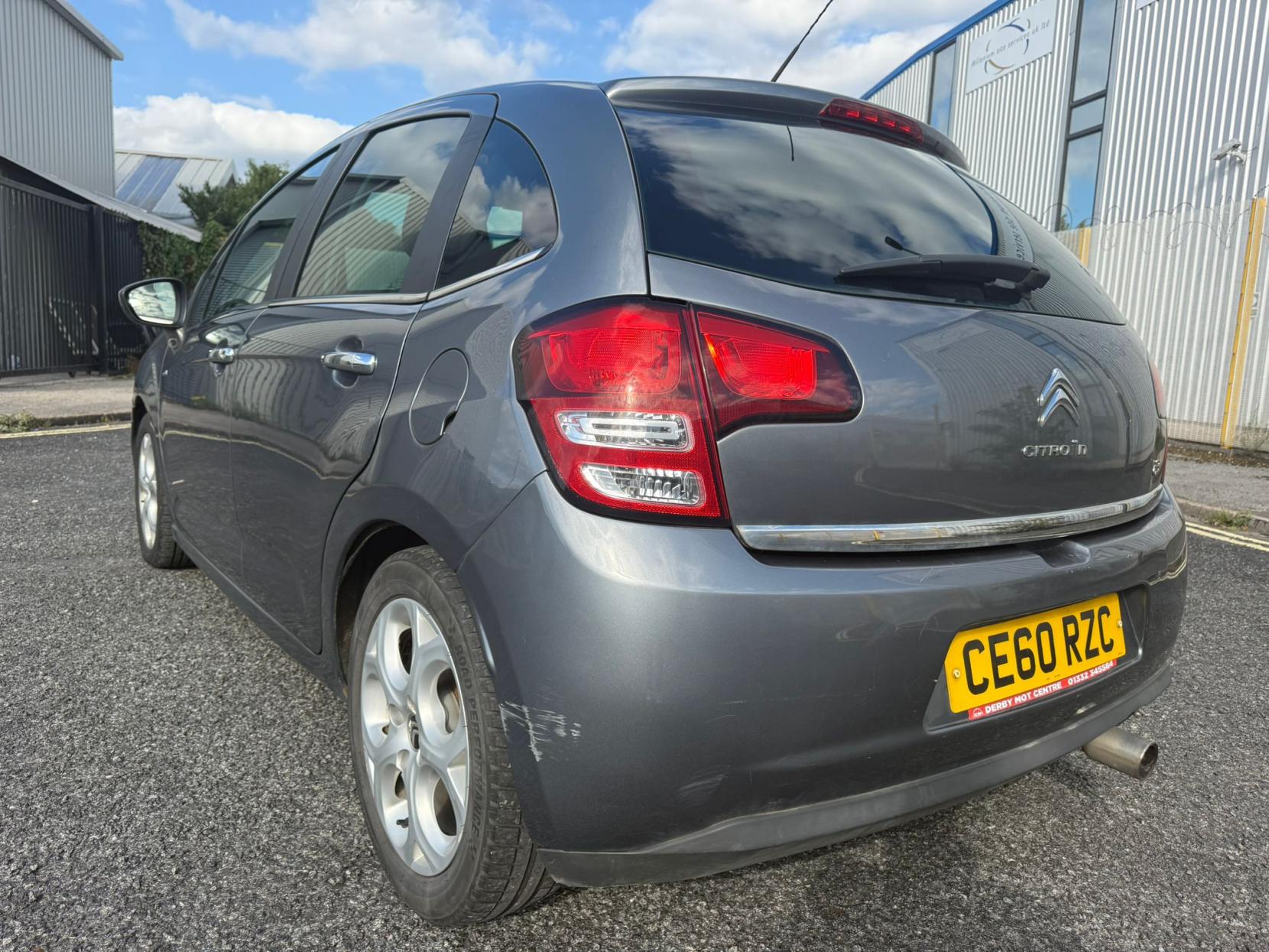 Citroen C3 1.6 HDi Exclusive Hatchback 5dr Diesel Manual Euro 4 (90 ps)