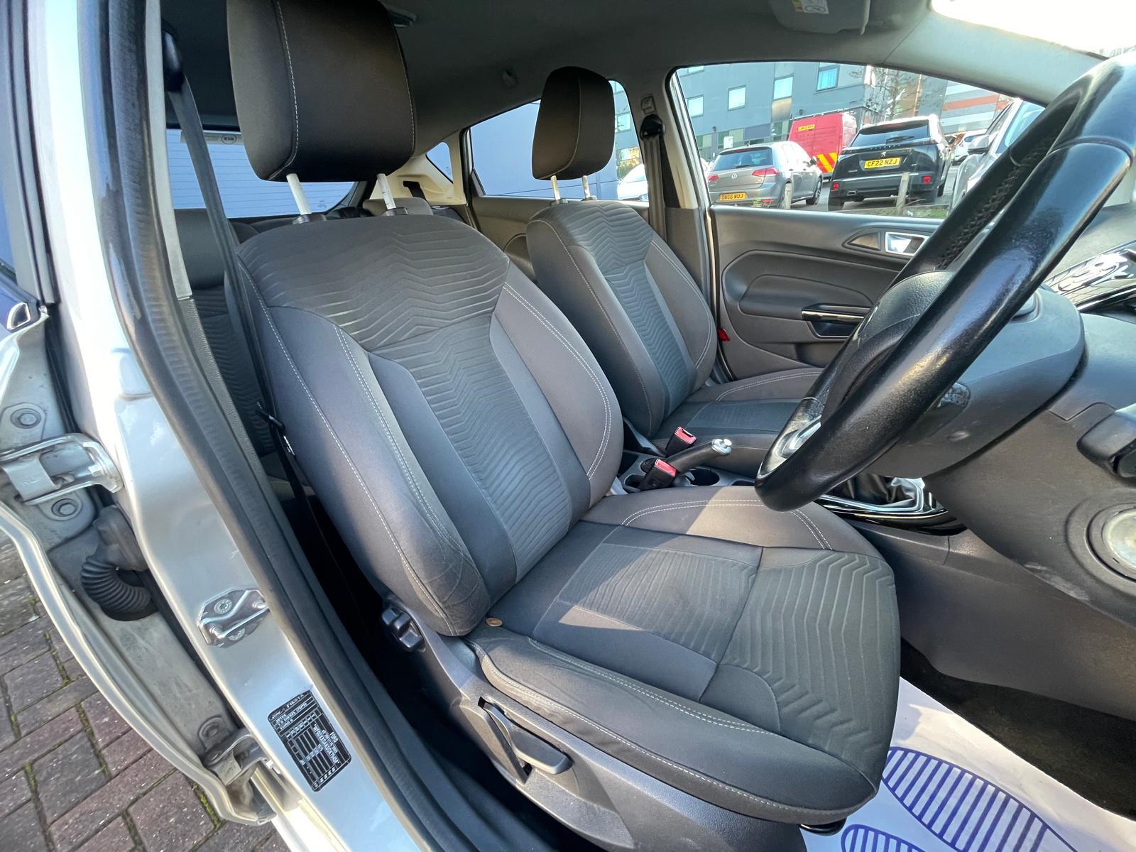 Ford Fiesta 1.5 TDCi Zetec Hatchback 5dr Diesel Manual Euro 6 (75 ps)