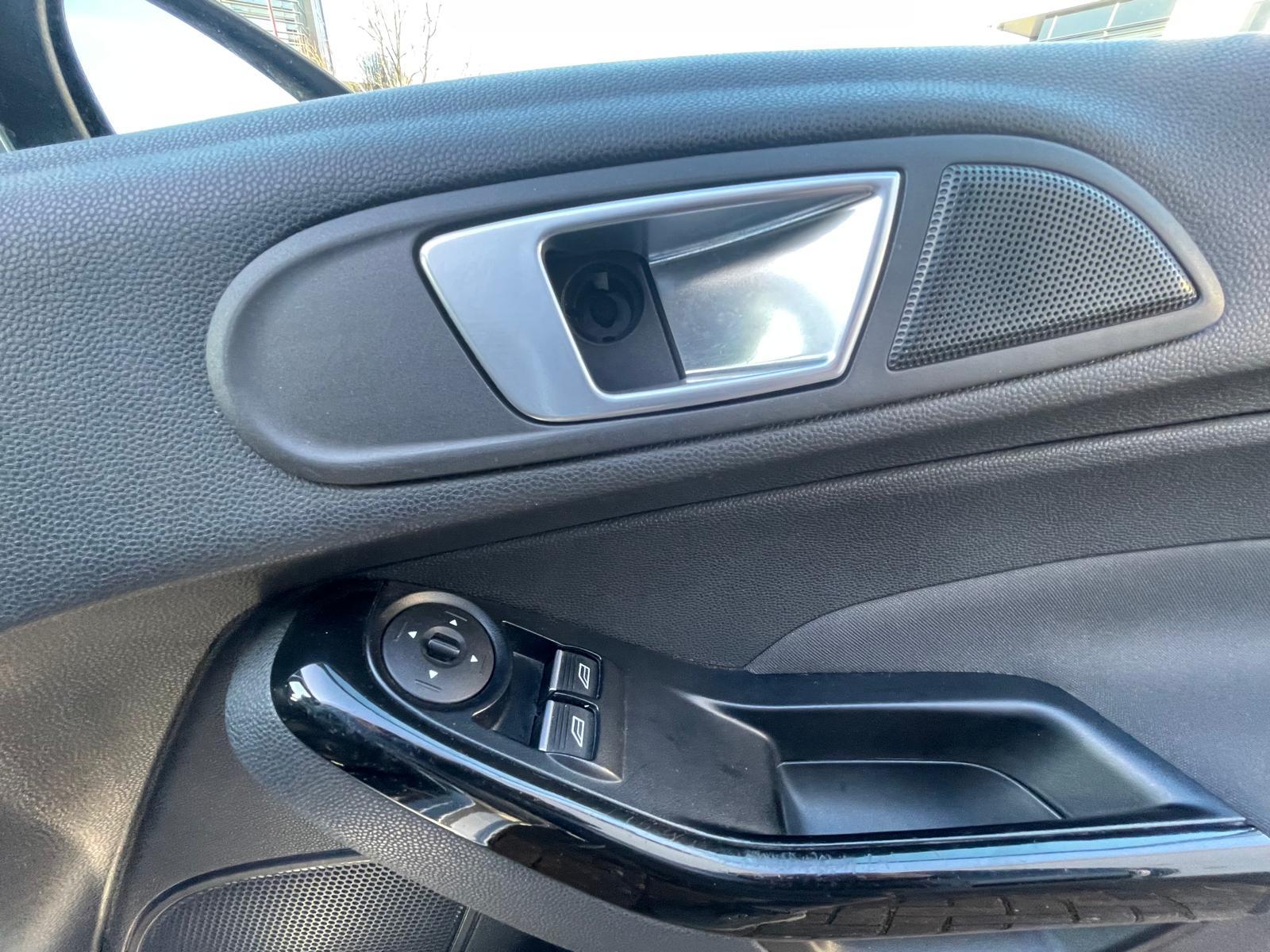 Ford Fiesta 1.5 TDCi Zetec Hatchback 5dr Diesel Manual Euro 6 (75 ps)