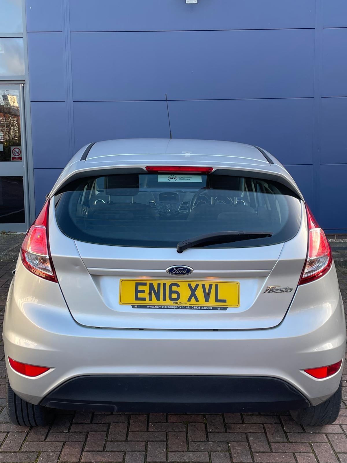 Ford Fiesta 1.5 TDCi Zetec Hatchback 5dr Diesel Manual Euro 6 (75 ps)