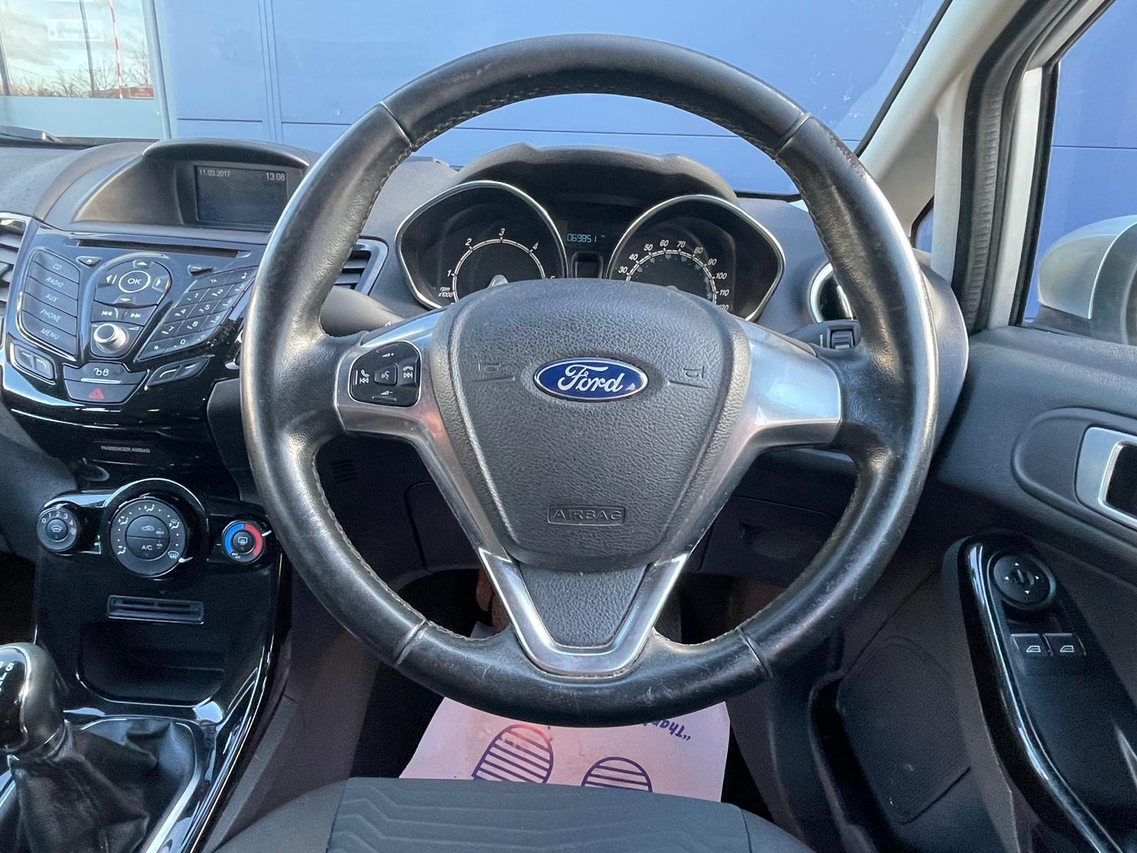 Ford Fiesta 1.5 TDCi Zetec Hatchback 5dr Diesel Manual Euro 6 (75 ps)