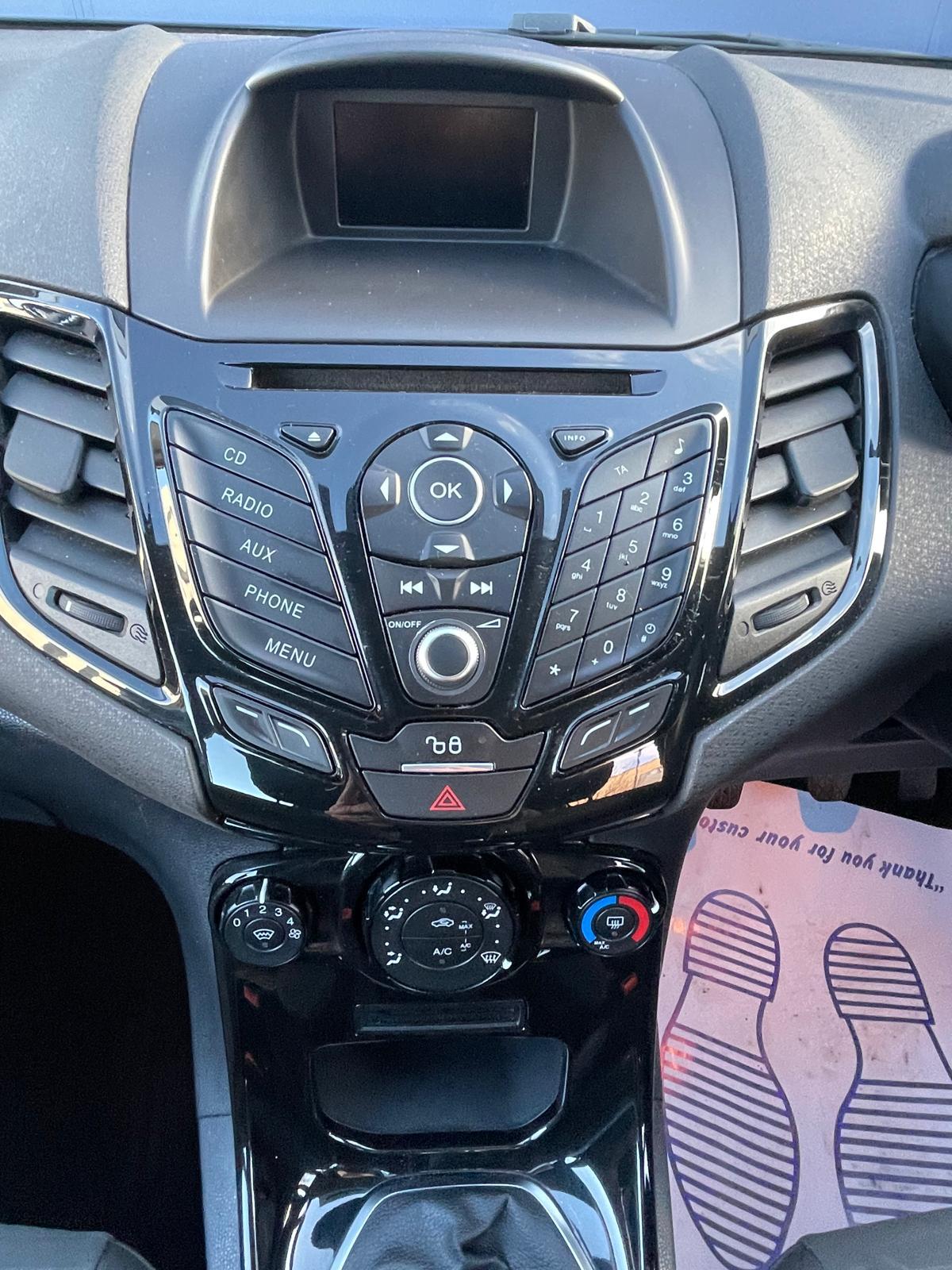 Ford Fiesta 1.5 TDCi Zetec Hatchback 5dr Diesel Manual Euro 6 (75 ps)