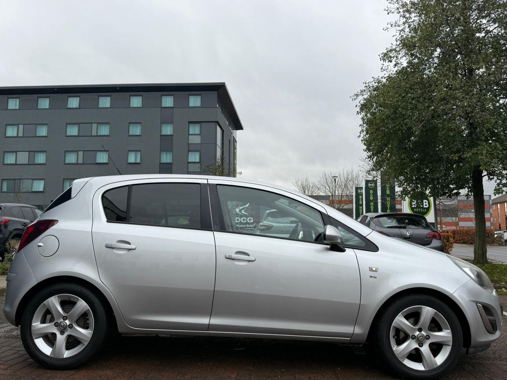 Vauxhall Corsa 1.4 16V SXi Hatchback 5dr Petrol Manual Wide Ratio Euro 5 (A/C) (100 ps)