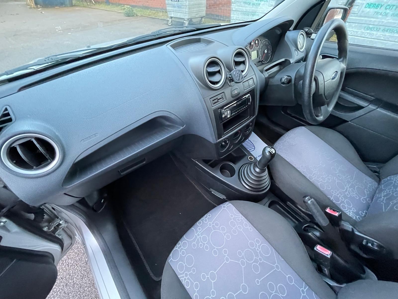 Ford Fiesta 1.25 Style Hatchback 3dr Petrol Manual (142 g/km, 74 bhp)