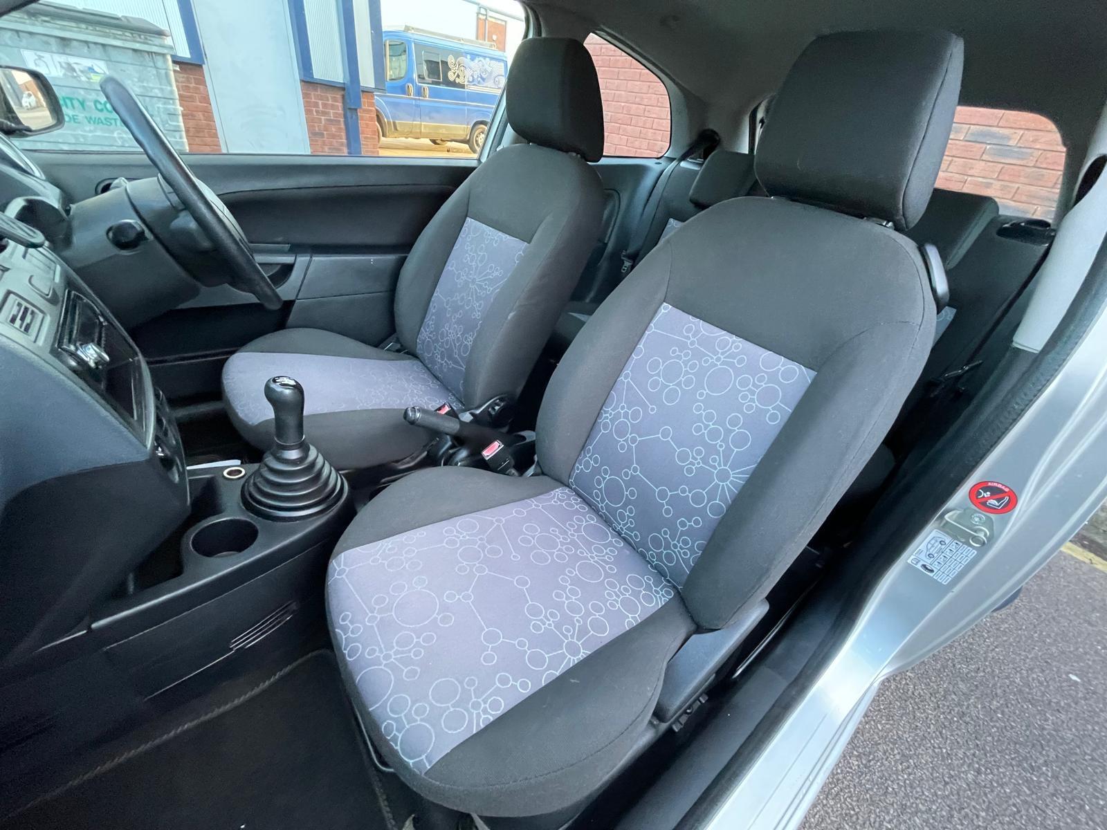 Ford Fiesta 1.25 Style Hatchback 3dr Petrol Manual (142 g/km, 74 bhp)