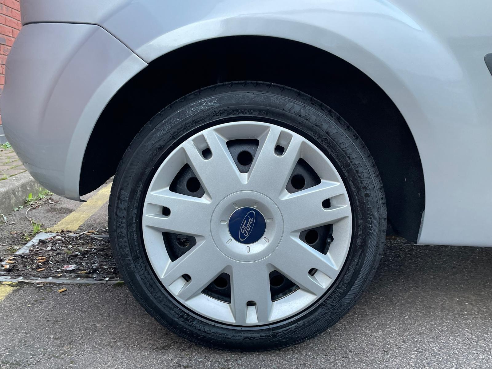 Ford Fiesta 1.25 Style Hatchback 3dr Petrol Manual (142 g/km, 74 bhp)