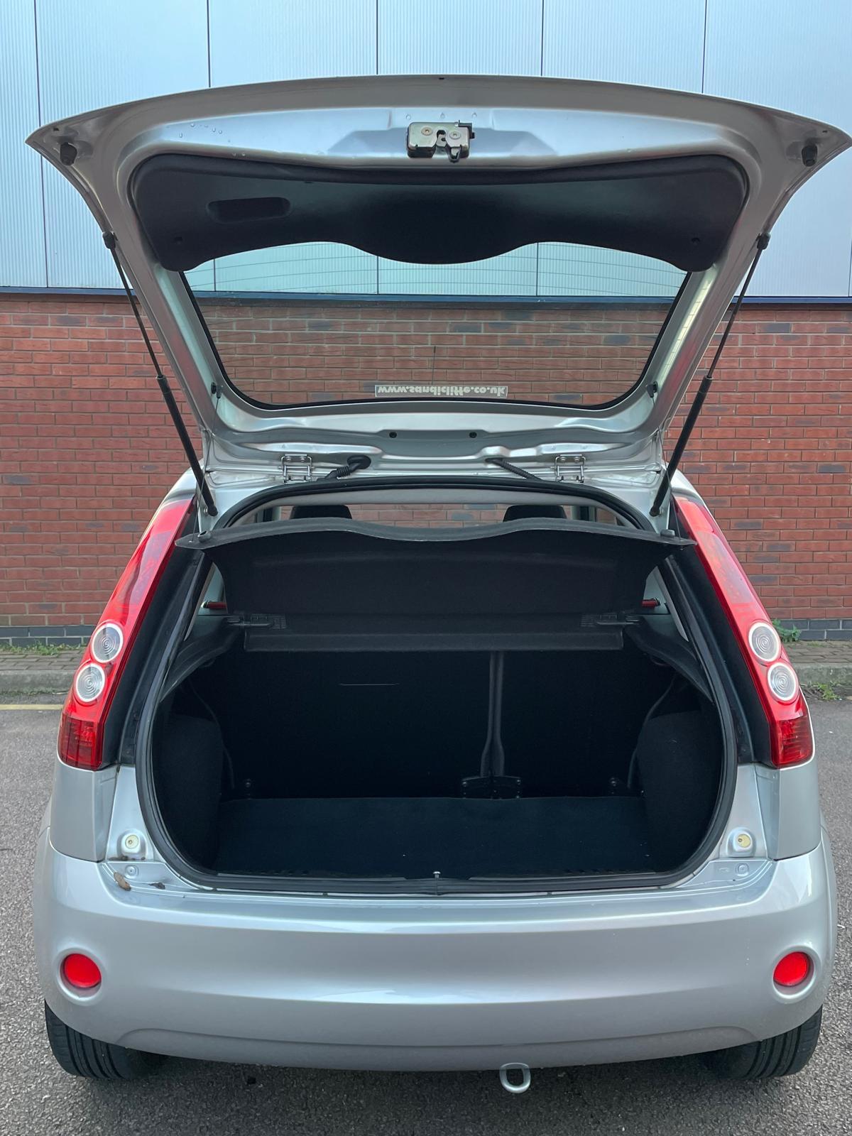 Ford Fiesta 1.25 Style Hatchback 3dr Petrol Manual (142 g/km, 74 bhp)