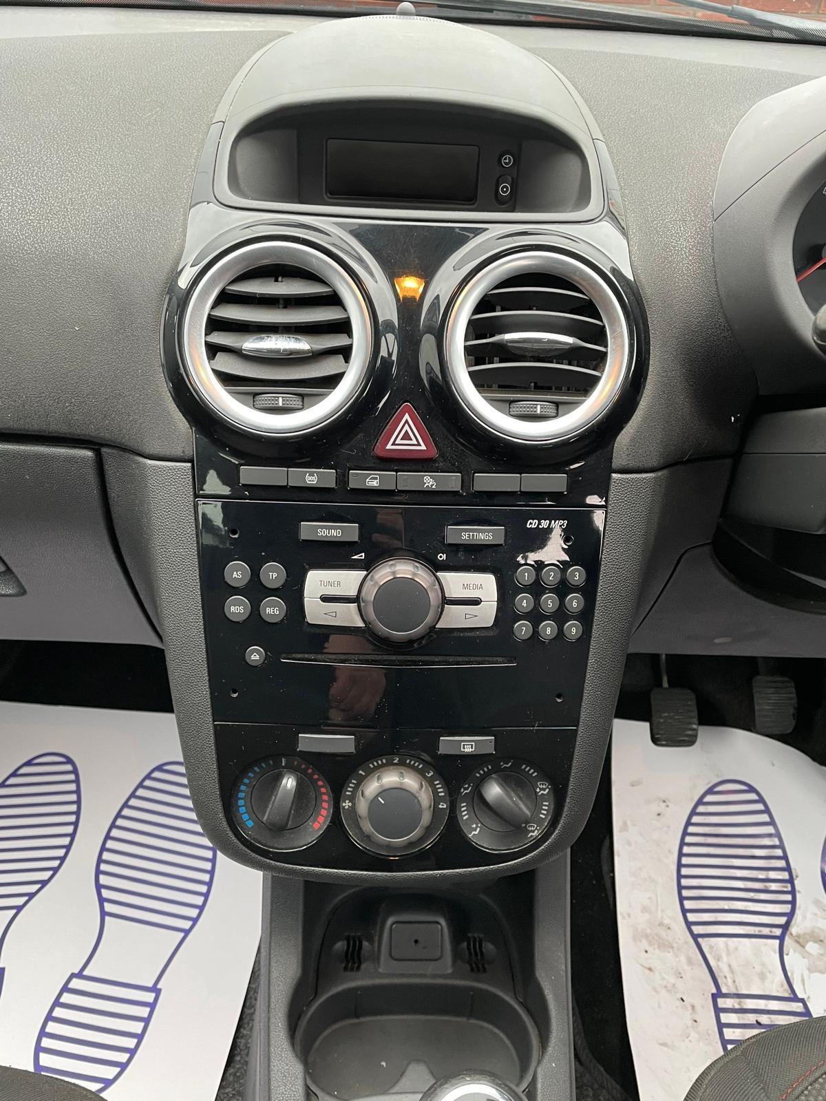 Vauxhall Corsa 1.4 16V SXi Hatchback 5dr Petrol Manual Wide Ratio Euro 5 (100 ps)