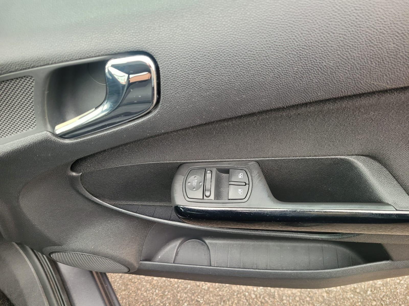 Vauxhall Corsa 1.2i ecoFLEX 16V S Hatchback 5dr Petrol Manual Euro 5 (s/s) (85 ps)
