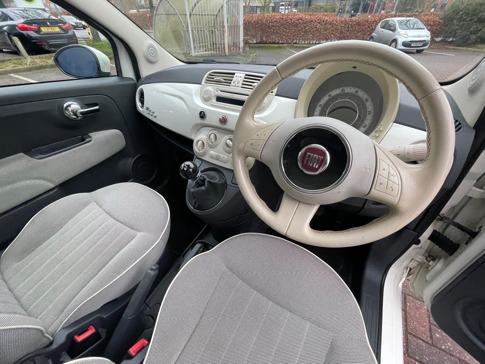 Fiat 500 1.2 Lounge Hatchback 3dr Petrol Manual Euro 4 (69 bhp)