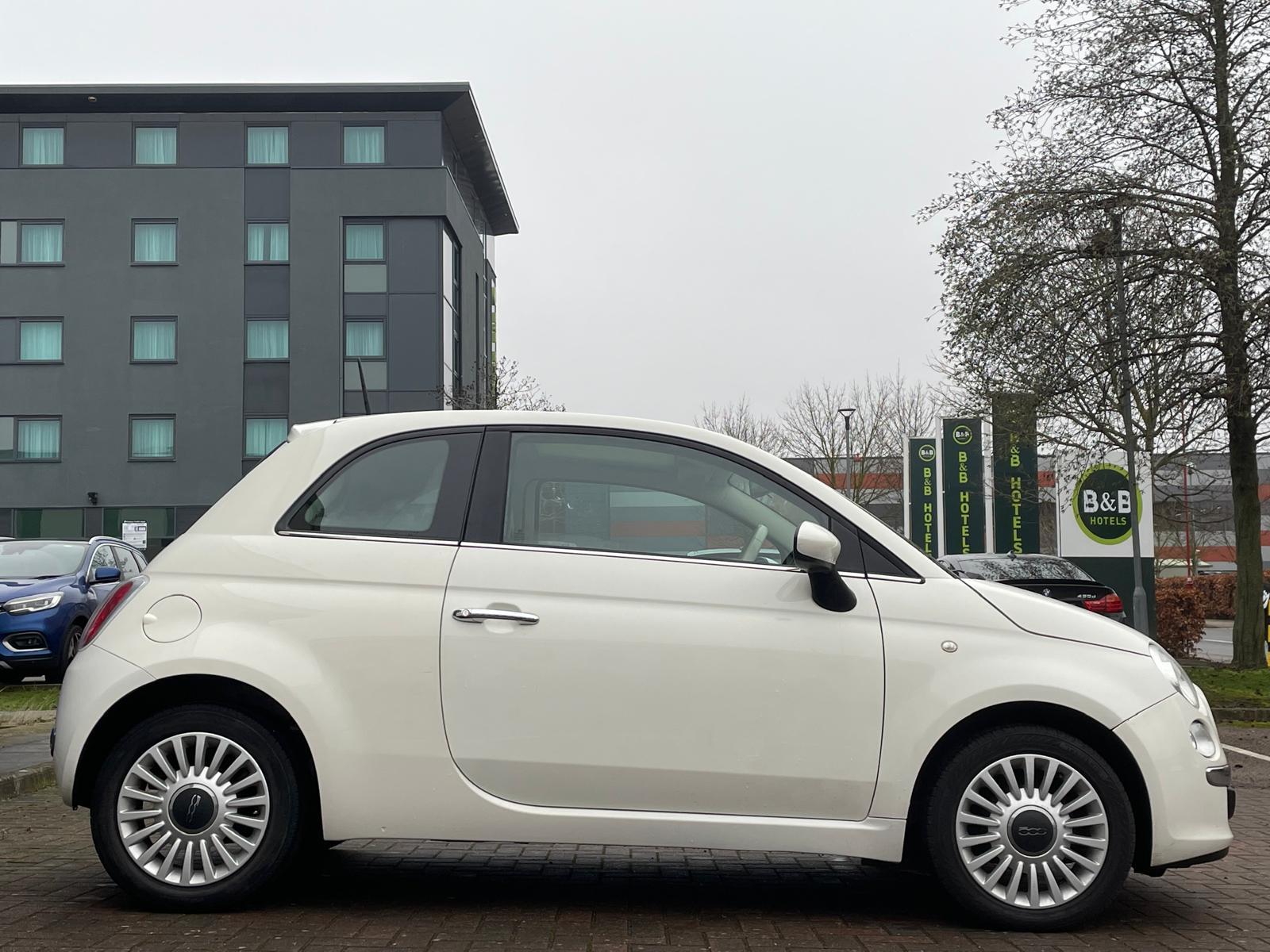 Fiat 500 1.2 Lounge Hatchback 3dr Petrol Manual Euro 4 (69 bhp)