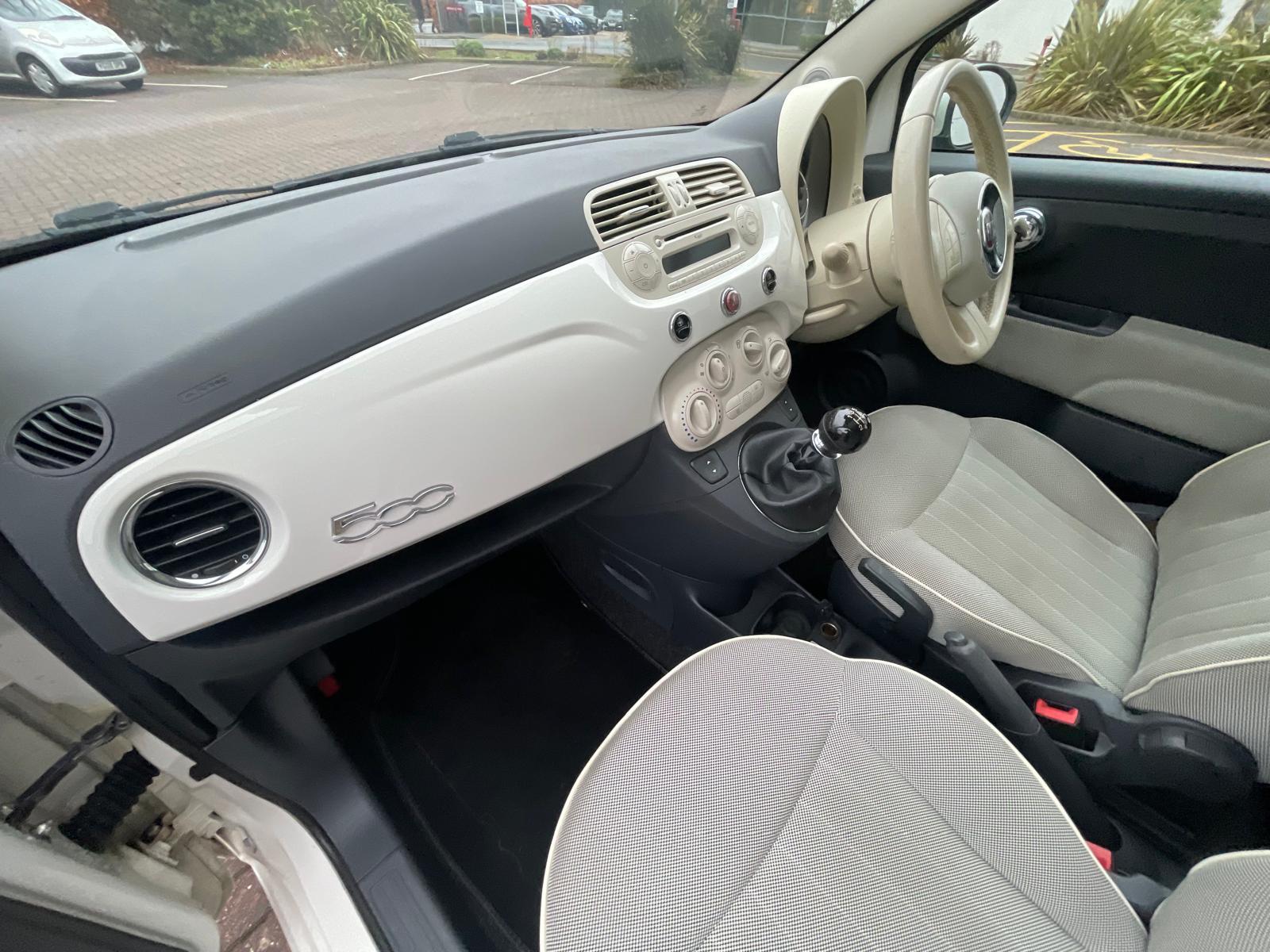 Fiat 500 1.2 Lounge Hatchback 3dr Petrol Manual Euro 4 (69 bhp)