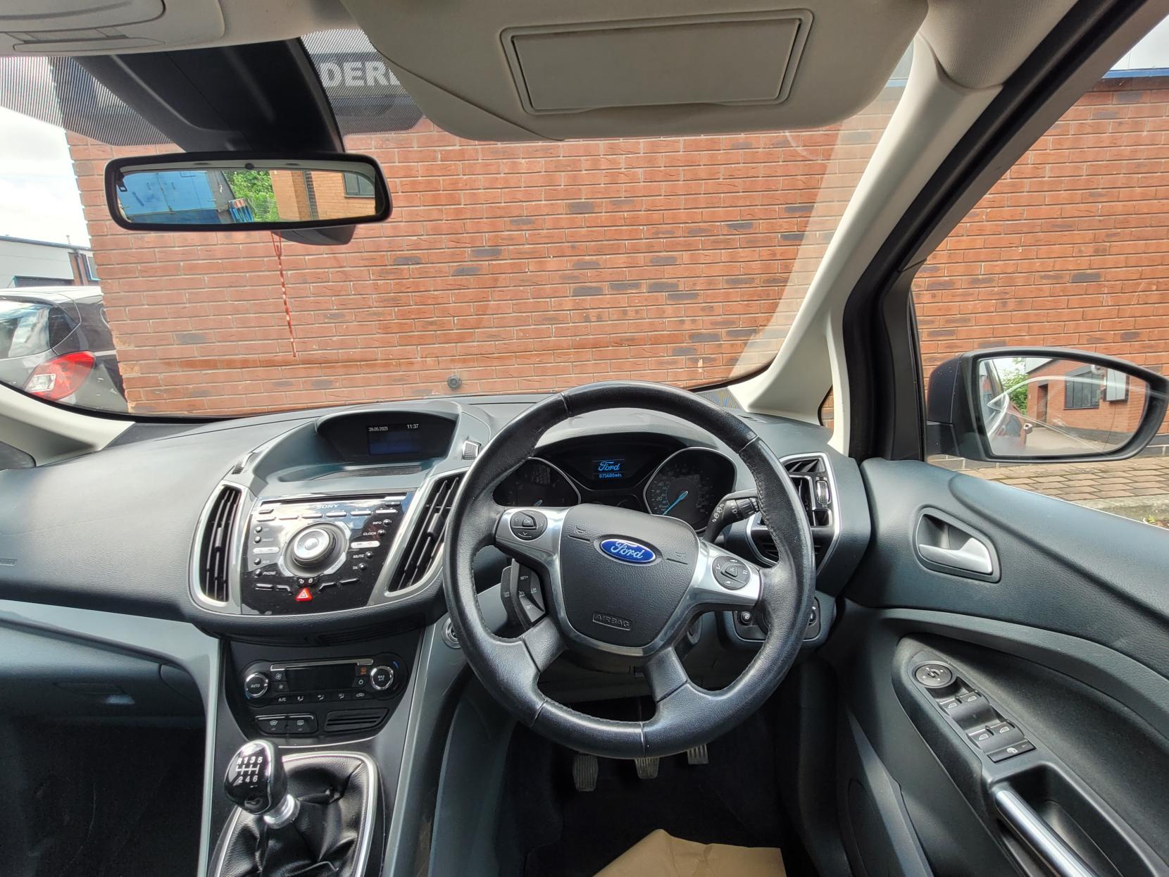 Ford C-Max 1.6 TDCi Titanium MPV 5dr Diesel Manual Euro 5 (115 ps)
