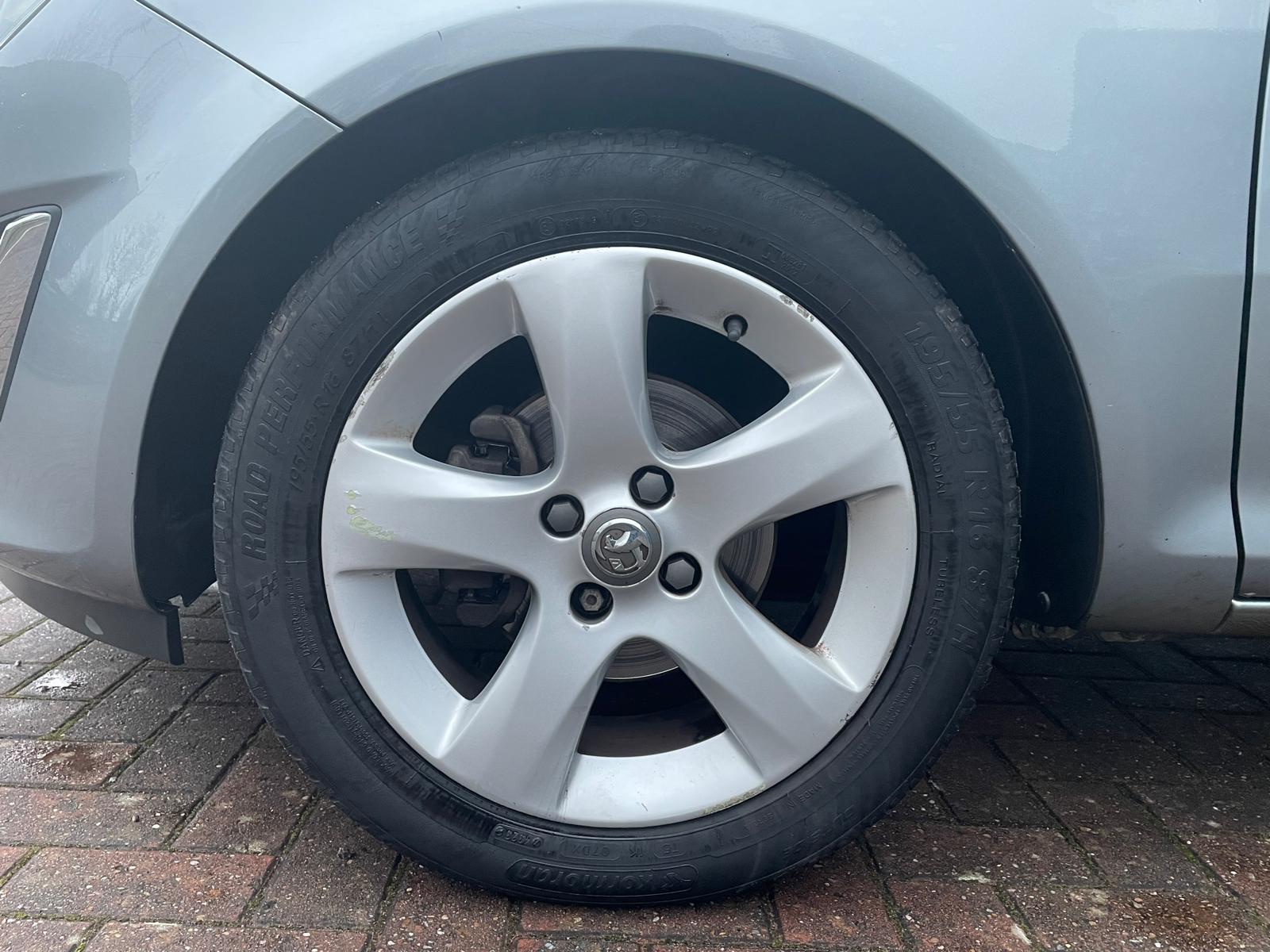 Vauxhall Corsa 1.4 16V SXi Hatchback 5dr Petrol Manual Wide Ratio Euro 5 (A/C) (100 ps)