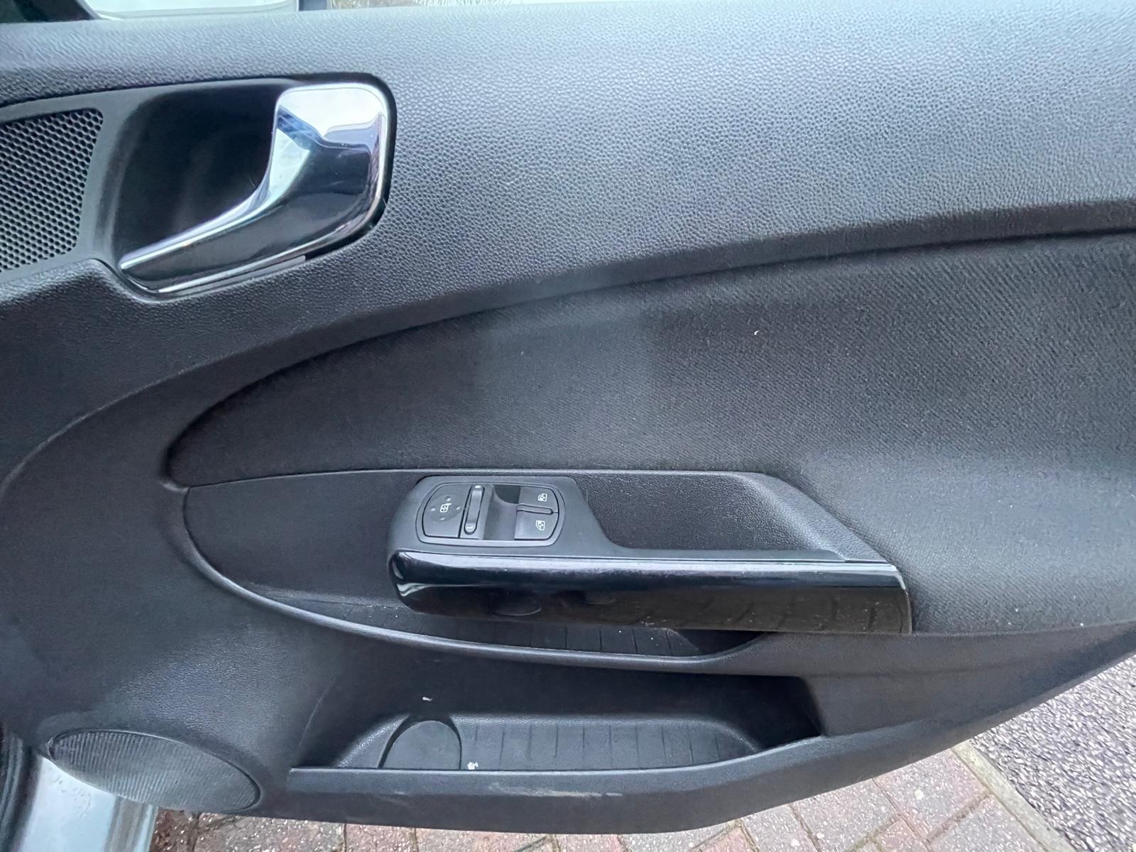 Vauxhall Corsa 1.4 16V SXi Hatchback 5dr Petrol Manual Wide Ratio Euro 5 (A/C) (100 ps)