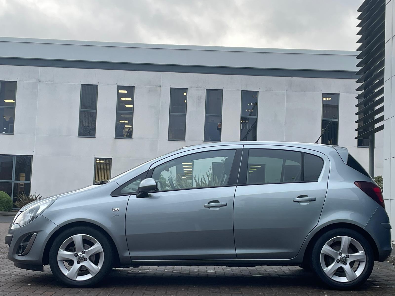 Vauxhall Corsa 1.4 16V SXi Hatchback 5dr Petrol Manual Wide Ratio Euro 5 (A/C) (100 ps)