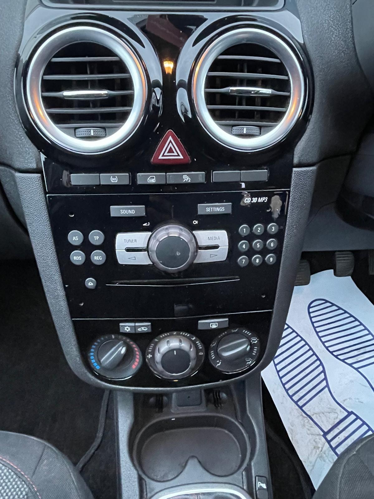 Vauxhall Corsa 1.4 16V SXi Hatchback 5dr Petrol Manual Wide Ratio Euro 5 (A/C) (100 ps)