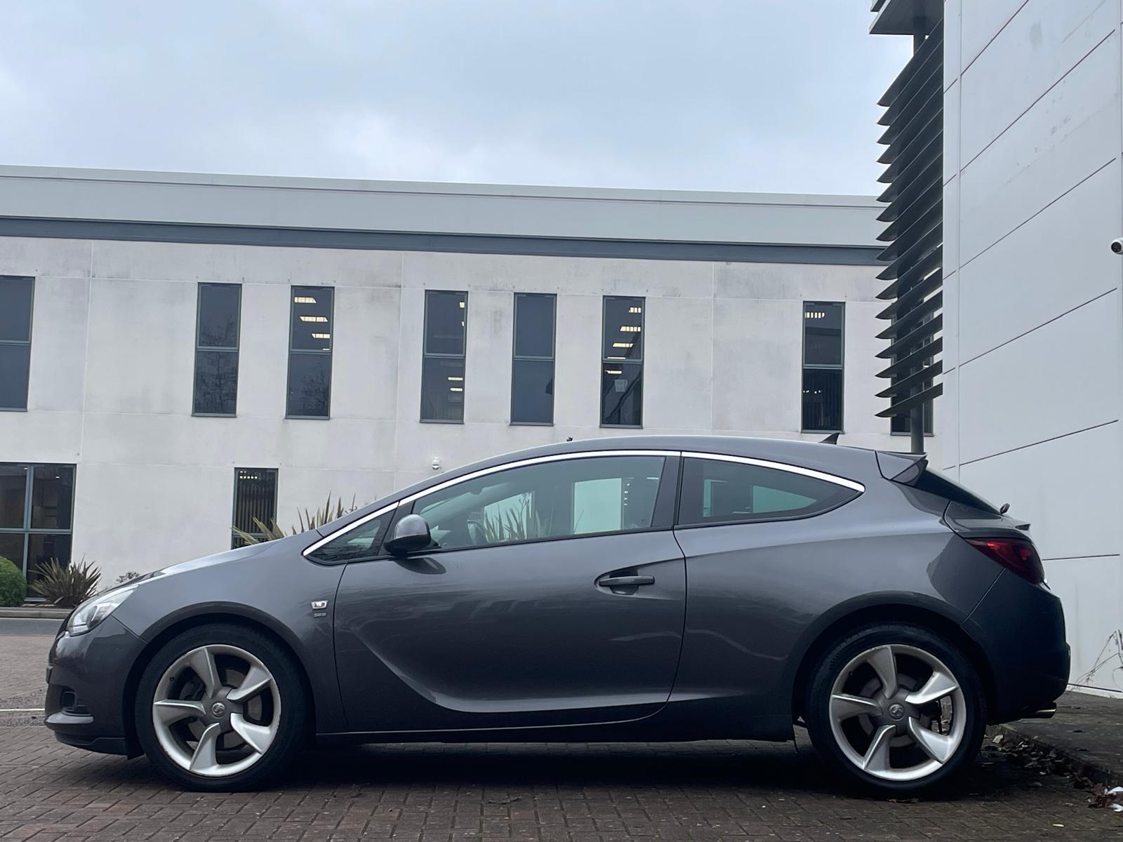 Vauxhall Astra GTC 1.4T SRi Coupe 3dr Petrol Manual Euro 5 (s/s) 20in Alloy (140 ps)