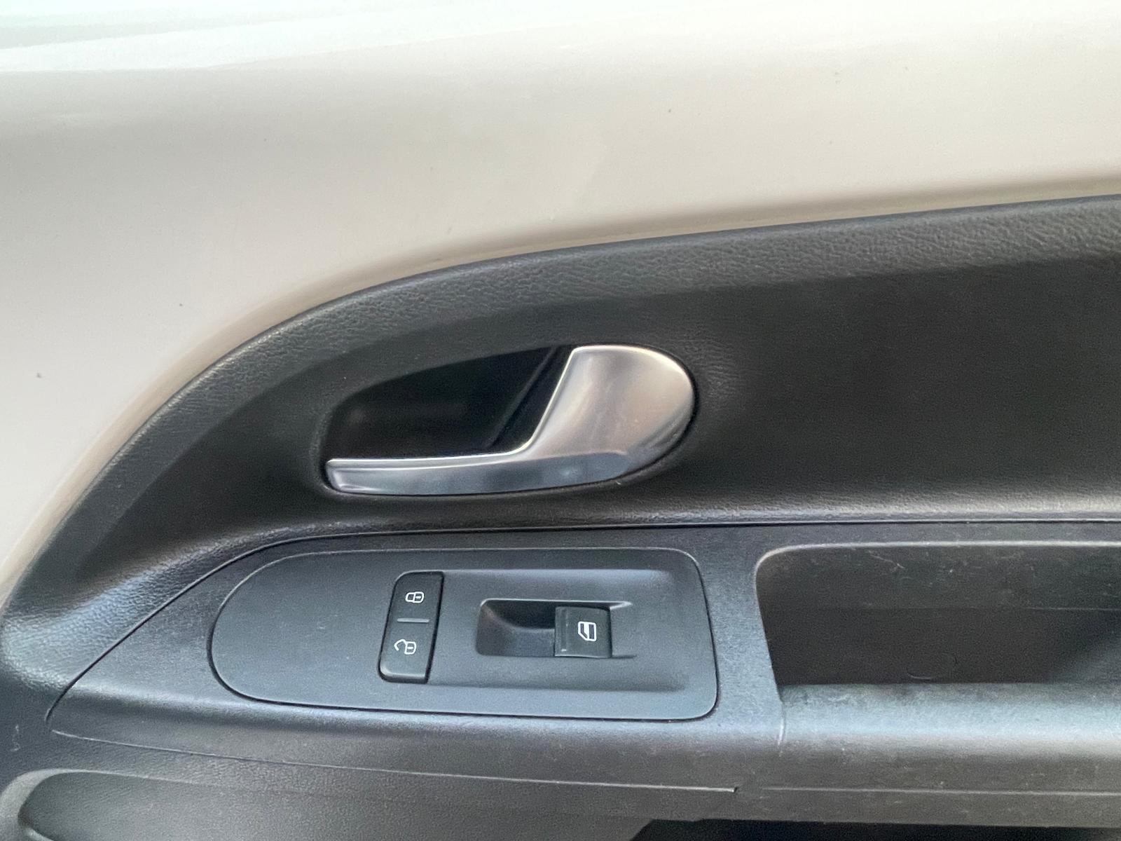 Volkswagen up! 1.0 Move up! Hatchback 3dr Petrol Manual Euro 5 (60 ps)