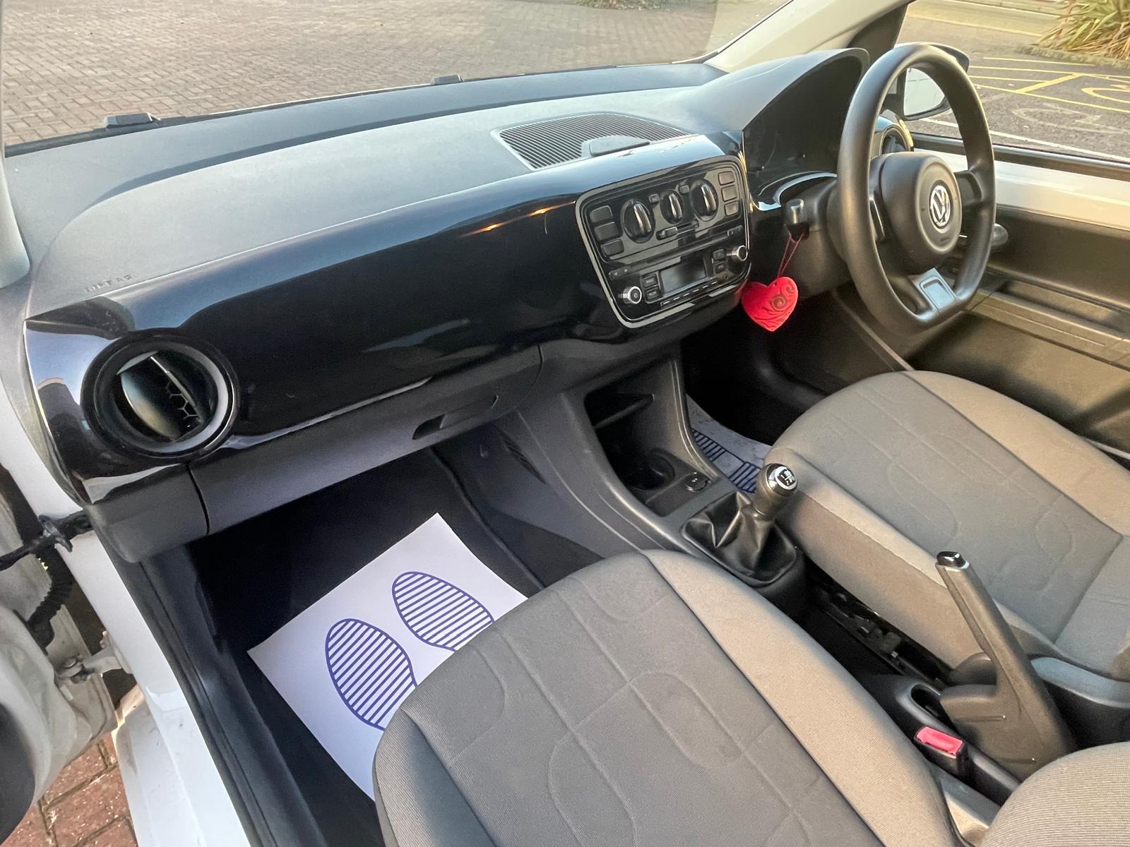 Volkswagen up! 1.0 Move up! Hatchback 3dr Petrol Manual Euro 5 (60 ps)