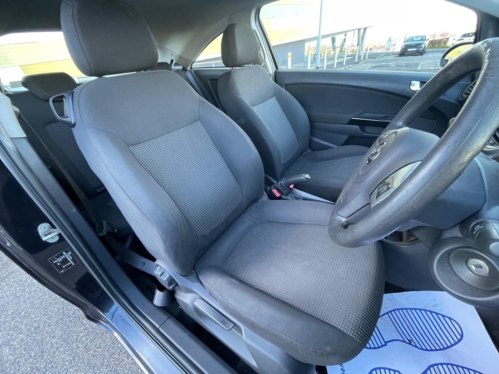 Vauxhall Corsa 1.0 ecoFLEX 12V Excite Hatchback 3dr Petrol Manual Euro 5 (A/C) (65 ps)